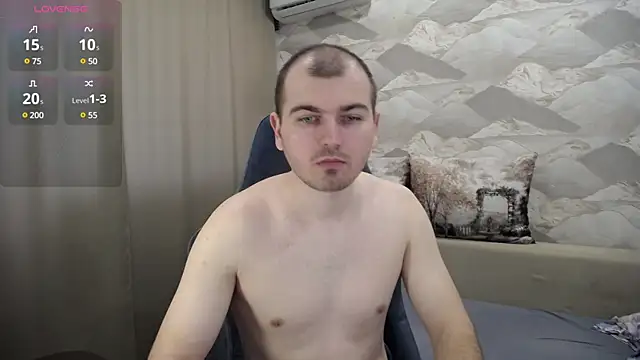 Snapshot of SerzhKorol1 chatting on 03.10.25 SerzhKorol1 online show from 03.10.25