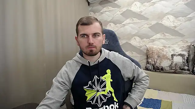 Snapshot of SerzhKorol1 chatting on 10.01.25 SerzhKorol1 online show from 10.01.25