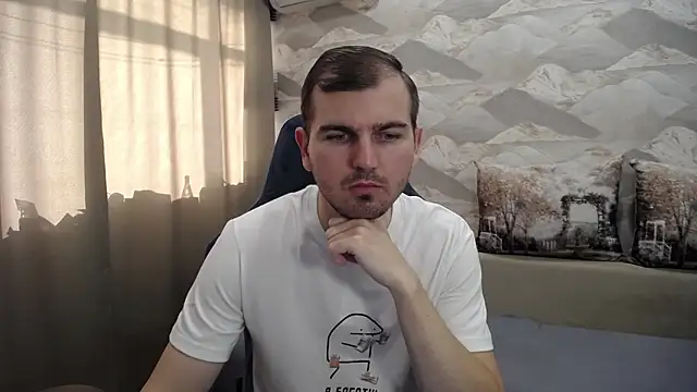 Snapshot of SerzhKorol1 chatting on 11.07.25 SerzhKorol1 online show from 11.07.25