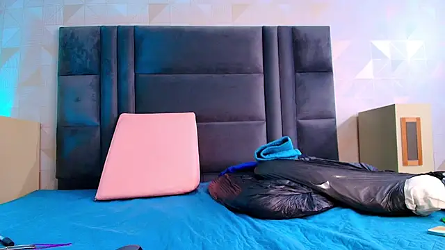 arletmss online show from 10.16.25