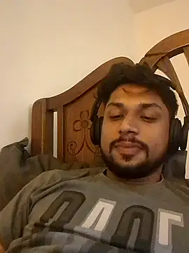 Snapshot of _IRRESISTIBLE_ chatting on 01.31.25 IRRESISTIBLE online show from 01.31.25