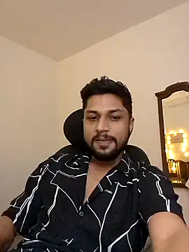 Snapshot of _IRRESISTIBLE_ chatting on 02.17.25 IRRESISTIBLE online show from 02.17.25