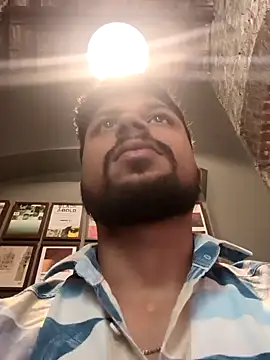 Snapshot of _IRRESISTIBLE_ chatting on 02.18.25 IRRESISTIBLE online show from 02.18.25