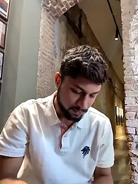 Snapshot of _IRRESISTIBLE_ chatting on 02.21.25 IRRESISTIBLE online show from 02.21.25