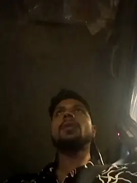 Snapshot of _IRRESISTIBLE_ chatting on 03.21.25 IRRESISTIBLE online show from 03.21.25