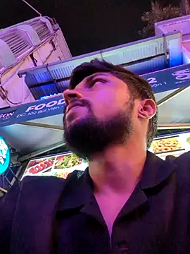 Snapshot of _IRRESISTIBLE_ chatting on 09.30.25 IRRESISTIBLE online show from 09.30.25