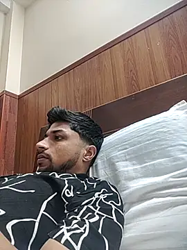 Snapshot of _IRRESISTIBLE_ chatting on 10.06.25 IRRESISTIBLE online show from 10.06.25