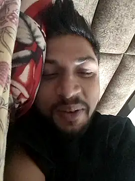 Snapshot of _IRRESISTIBLE_ chatting on 10.20.25 IRRESISTIBLE online show from 10.20.25