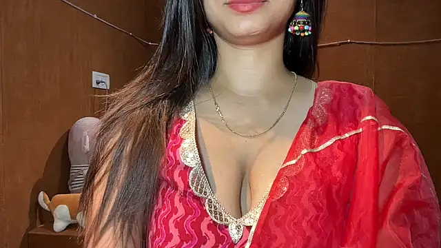 Snapshot of riya_stream chatting on 10.18.25 riya stream online show from 10.18.25