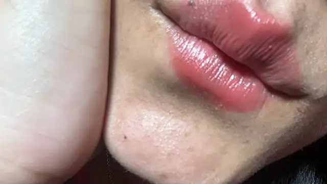 Snapshot of riya_stream chatting on 12.18.25 riya stream online show from 12.18.25