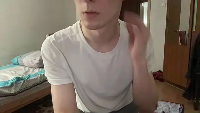Snapshot of Lamonteik chatting on 03.16.25 Lamonteik online show from 03.16.25