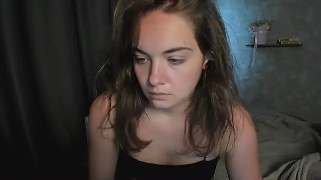 Snapshot of KristinaLoison chatting on 06.29.26 KristinaLoison online show from 06.29.26