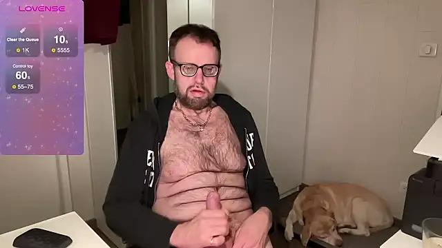 Snapshot of FABIOGLASSES chatting on 02.23.25 FABIOGLASSES online show from 02.23.25