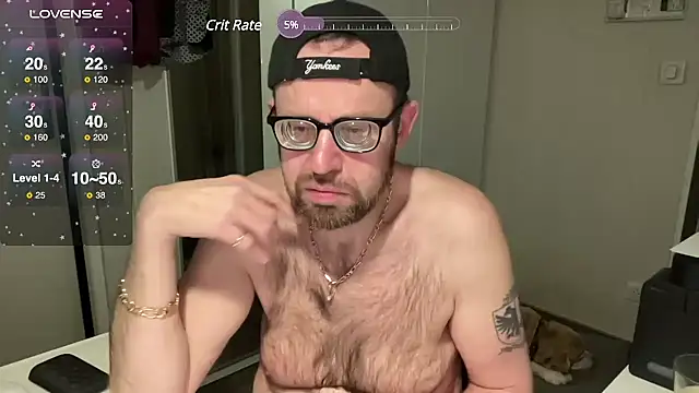 Snapshot of FABIOGLASSES chatting on 03.16.25 FABIOGLASSES online show from 03.16.25