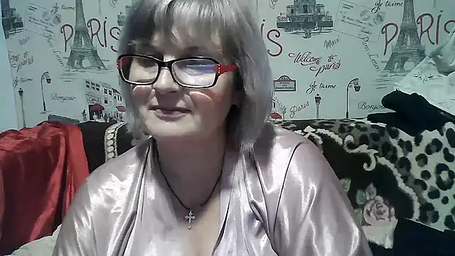 Snapshot of Gina_Marlyn chatting on 12.16.24 Gina Marlyn online show from 12.16.24