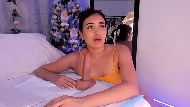 aisha es online show from 12.09.24