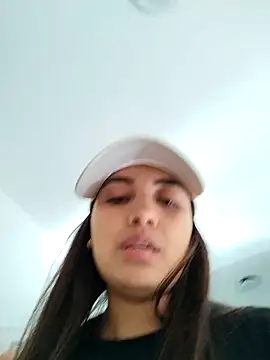 Snapshot of aisha_es chatting on 02.26.26 aisha es online show from 02.26.26