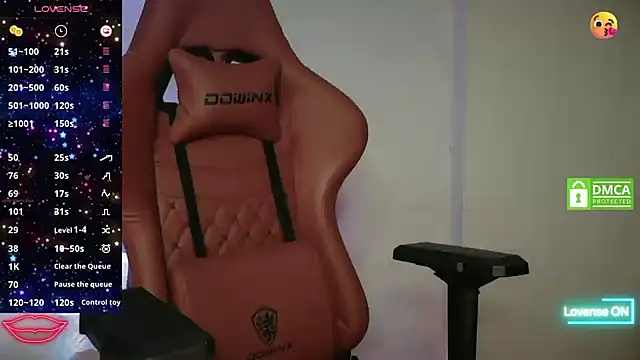 Snapshot of Goddes_Queen chatting on 10.03.25 Goddes Queen online show from 10.03.25