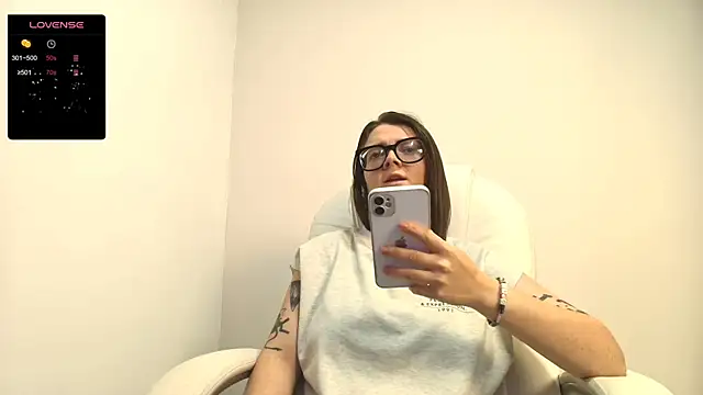 Arya starrk online show from 02.10.25