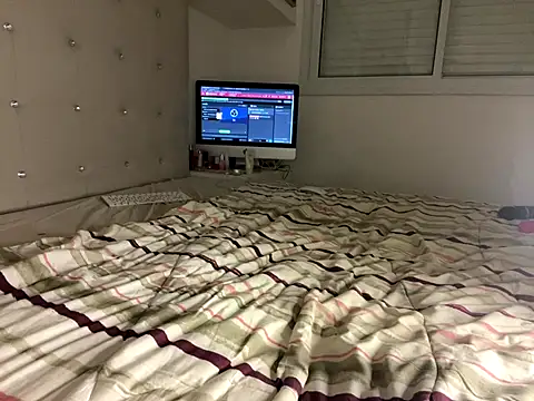 SabrinaRussel online show from 12.04.24