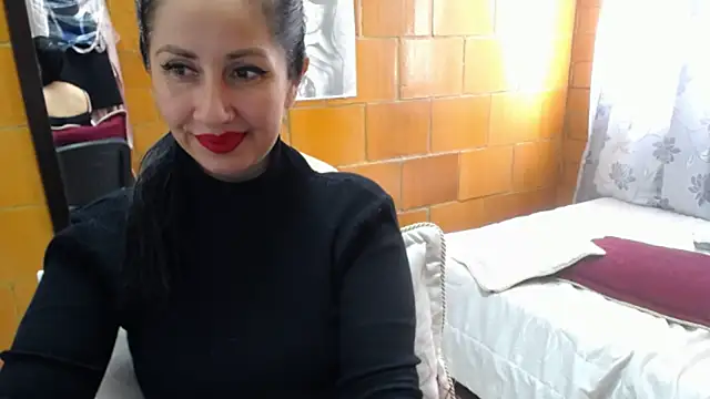 Snapshot of charlote_temple chatting on 09.27.25 charlote temple online show from 09.27.25