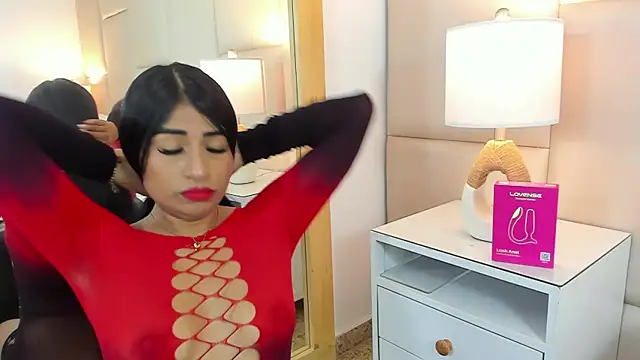 Snapshot of AntoniaRoss_ chatting on 02.06.26 AntoniaRoss online show from 02.06.26