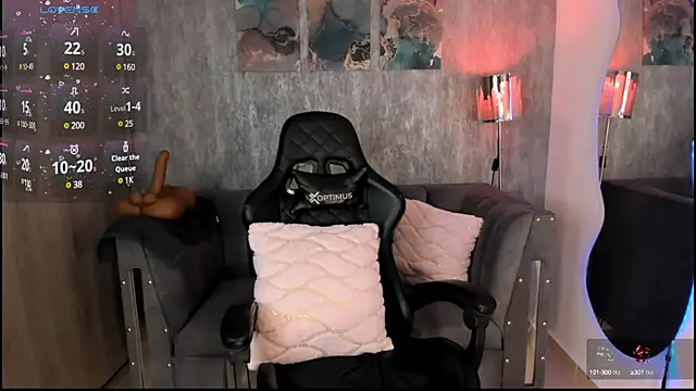 MelanieHudson  online show from 02.10.25