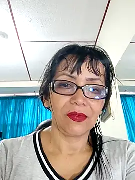 Snapshot of kelly_dirty_ chatting on 10.14.25 kelly dirty online show from 10.14.25