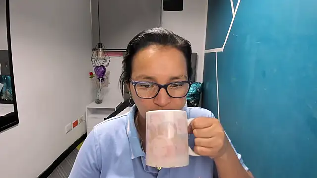 MarilynMiilf  online show from 12.26.24