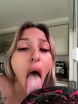 AliceStone19 online show from 03.17.25