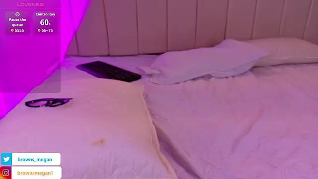 Megan browns1 online show from 03.10.26