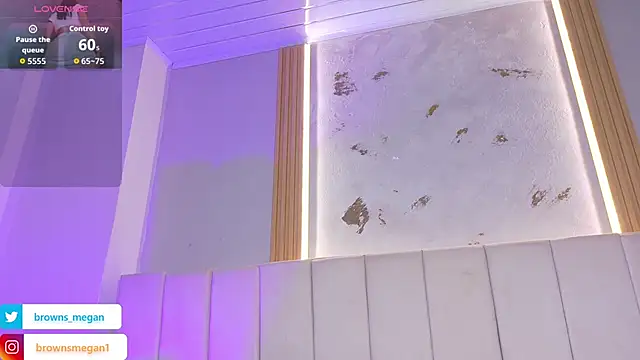 Megan browns1 online show from 04.15.26