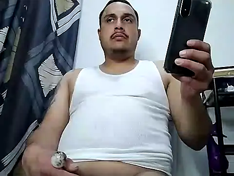 Snapshot of thickcocklatino chatting on 01.25.25 thickcocklatino online show from 01.25.25