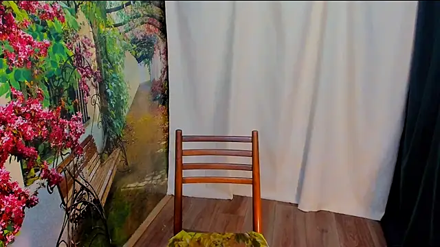 I-JUST-I online show from 12.26.24