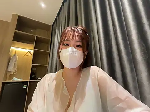 Snapshot of Onee-Chew chatting on 06.07.26 Onee-Chew online show from 06.07.26