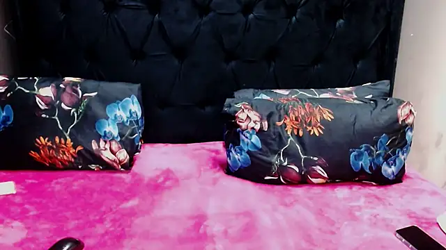 Ducheess online show from 03.14.25