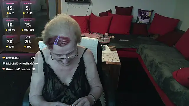 HeisseomaOriginal online show from 01.05.25