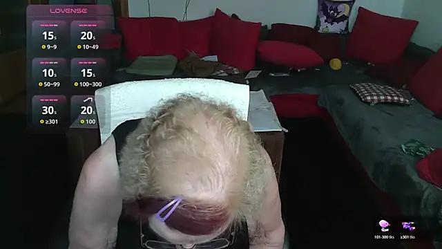 HeisseomaOriginal online show from 11.06.25