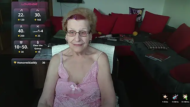 HeisseomaOriginal online show from 01.07.26