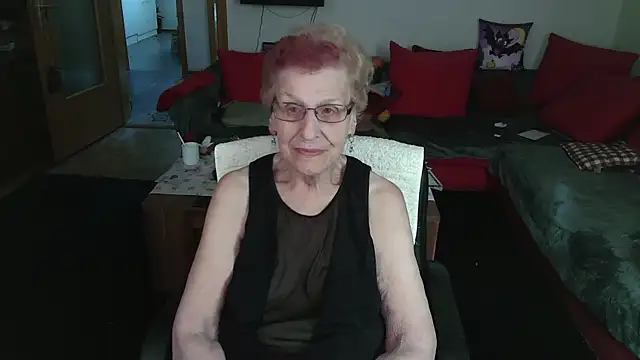 Snapshot of HeisseomaOriginal chatting on 04.29.26 HeisseomaOriginal online show from 04.29.26