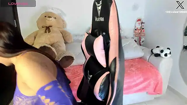 eval lee18 online show from 12.20.24