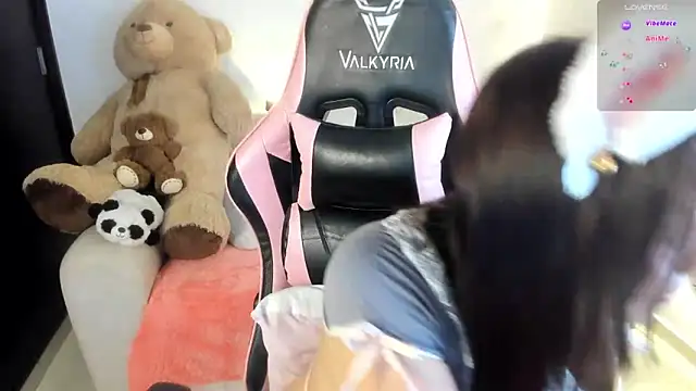 eval lee18 online show from 02.28.25