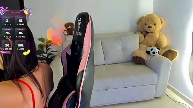 eval lee18 online show from 10.03.25