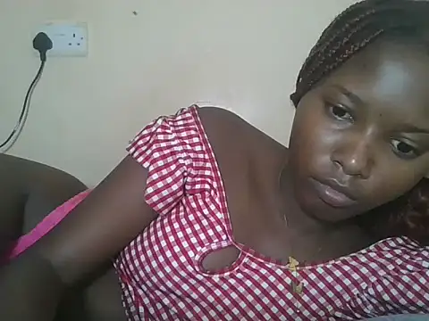 Snapshot of sexyjanett chatting on 09.14.25 sexyjanett online show from 09.14.25