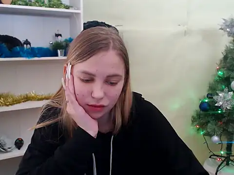 klerkarina online show from 12.22.24