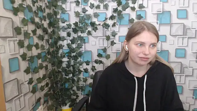 klerkarina online show from 02.18.25