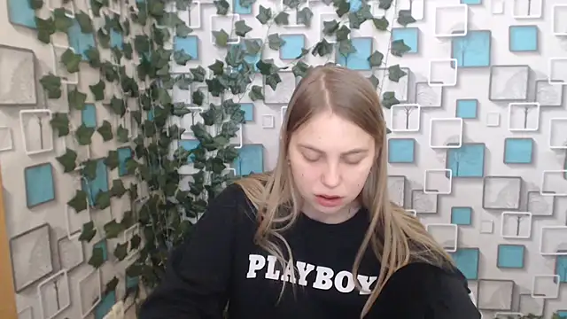 klerkarina online show from 02.19.25