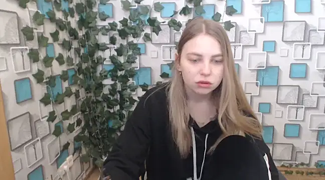 klerkarina online show from 02.20.25