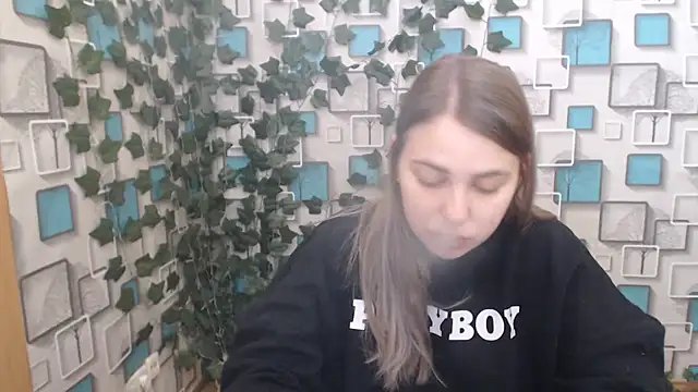 klerkarina online show from 02.21.25