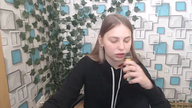 klerkarina online show from 03.04.25